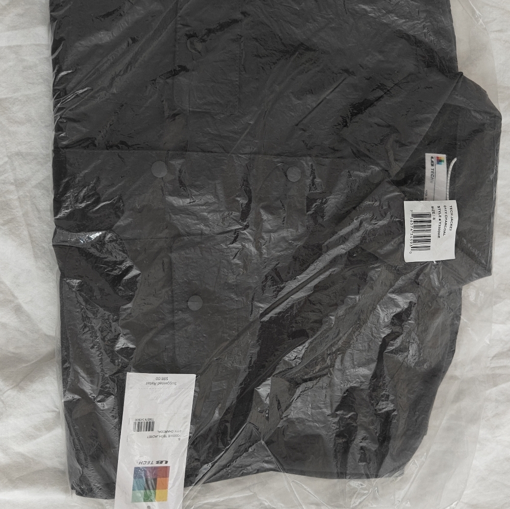 UNIONBAY Men's Charcoal Performance Shirt Jacket. - Picture 4 of 6